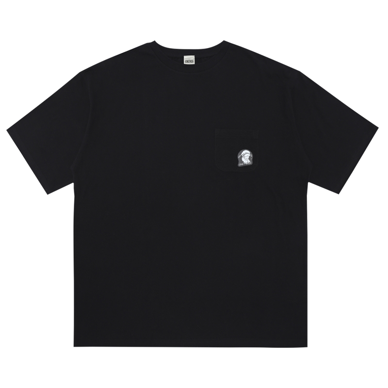 『ＯＮＥ　ＰＩＥＣＥ』ポケット付きビッグシルエットＴシャツ　“ＨＥＲＯＥＳ”　トラファルガー・ロー　ＢＤ４